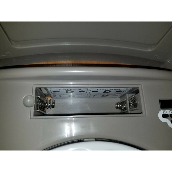 PetSafe Eatwell 5-Meal Automatic Pet Feeder, Gray - Compact Programable Feeder! - Picture 6 of 7